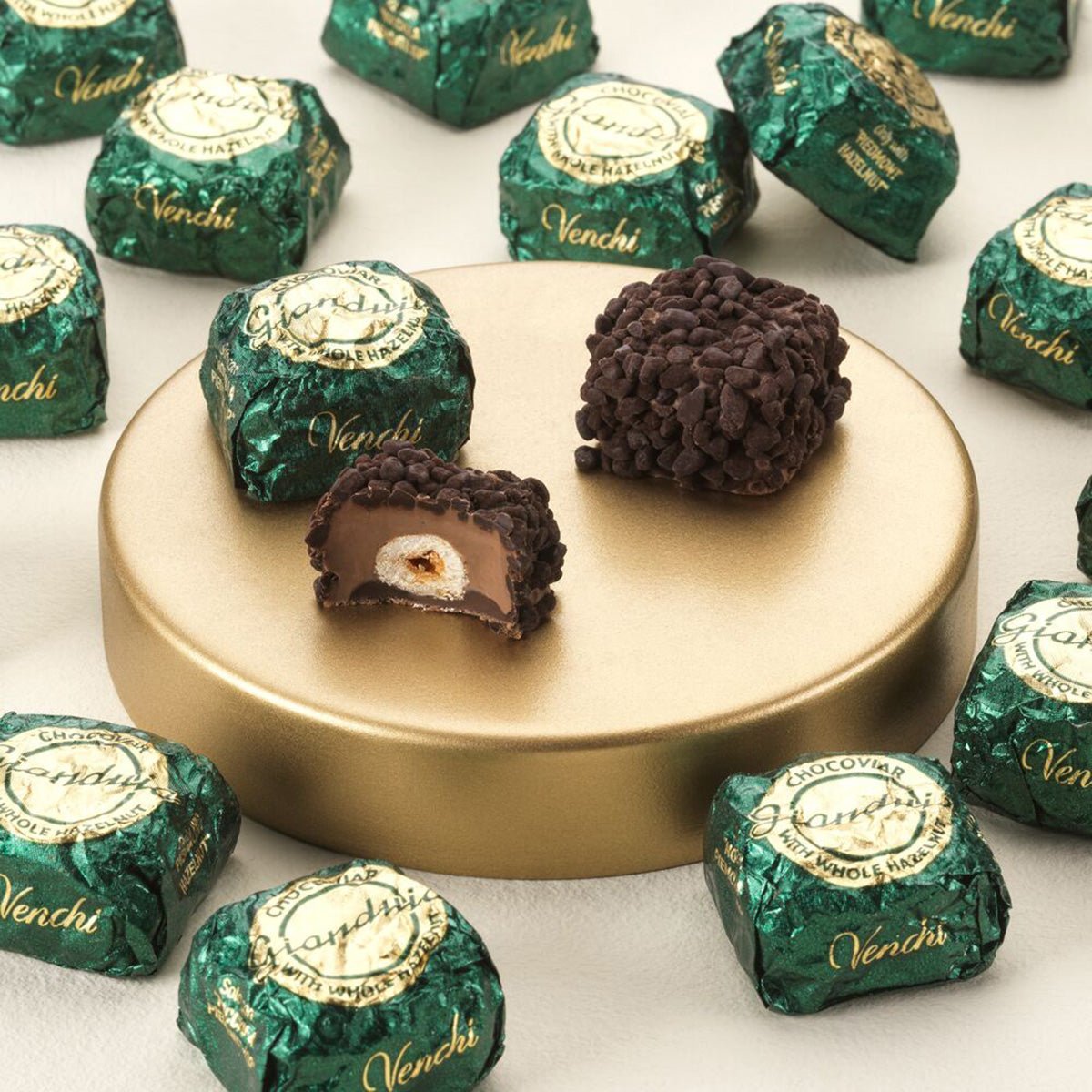 Venchi Cubotto Chocoviar Gianduia & Hazelnut in Milk Chocolate Cubes